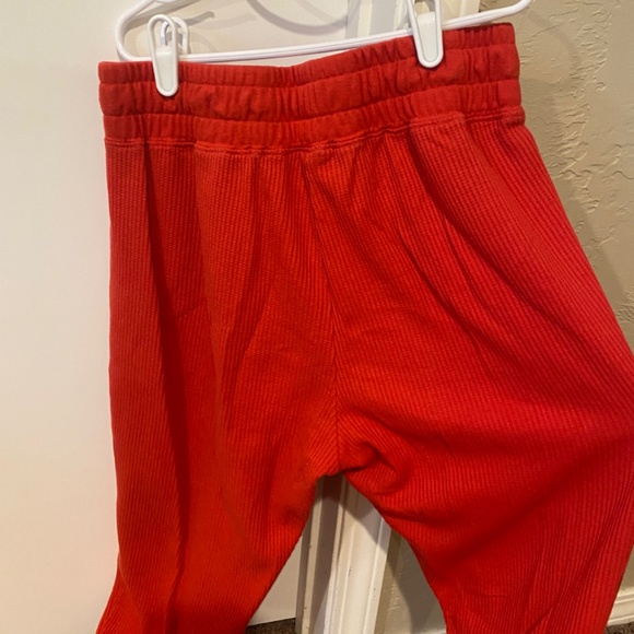 Perfect red pjs - Picture 5 of 8